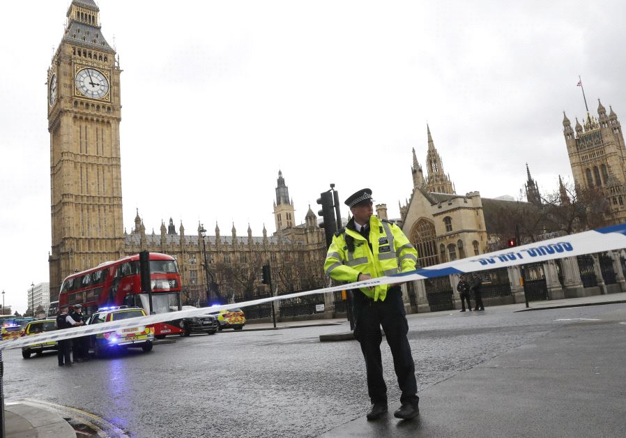 Police tapes off Parliament Square after reports of loud bangs, in London, Britain, March 22, 2017.  (Reuters)