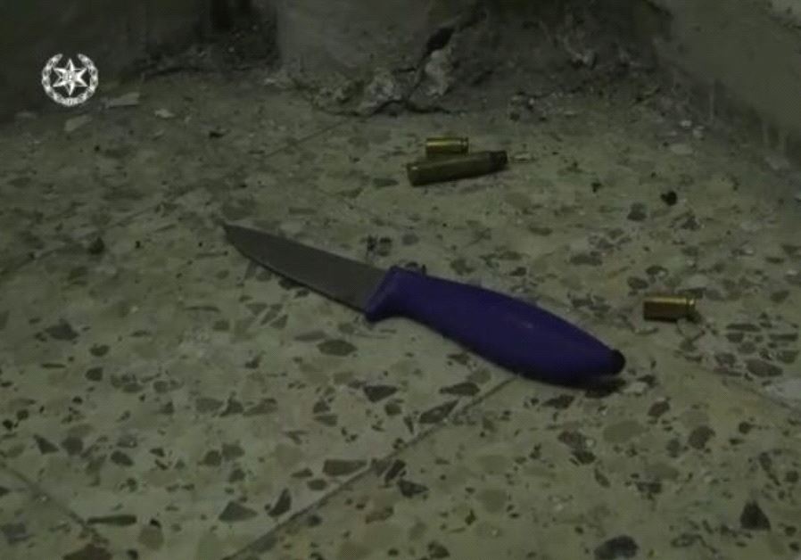 Knife used to stab three people in Jerusalem Saturday. Credit: ISRAEL POLICE
