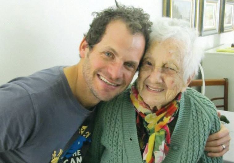 South Africa's Jewish community: 106-yearold Rosalie Wolpe, and comedian Nik Rabinowitz (Courtesy Highlands House)